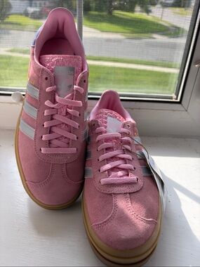 adidas Pink Suede Women’s Sneakers with Silver Stripes